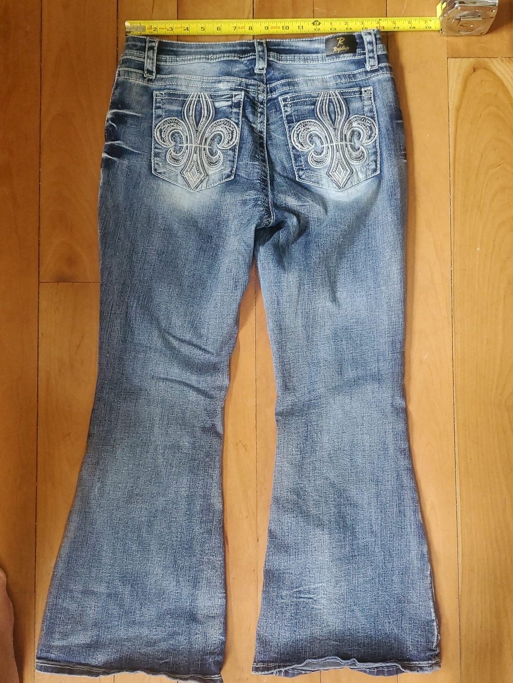 ROYALLUXE  Blue Flare Jeans - Classic Washed Denim EMBELISHED - Picture 6 of 11